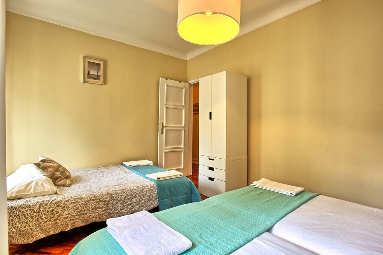 Almirante 3-Four Bedrooms Лиссабон Экстерьер фото