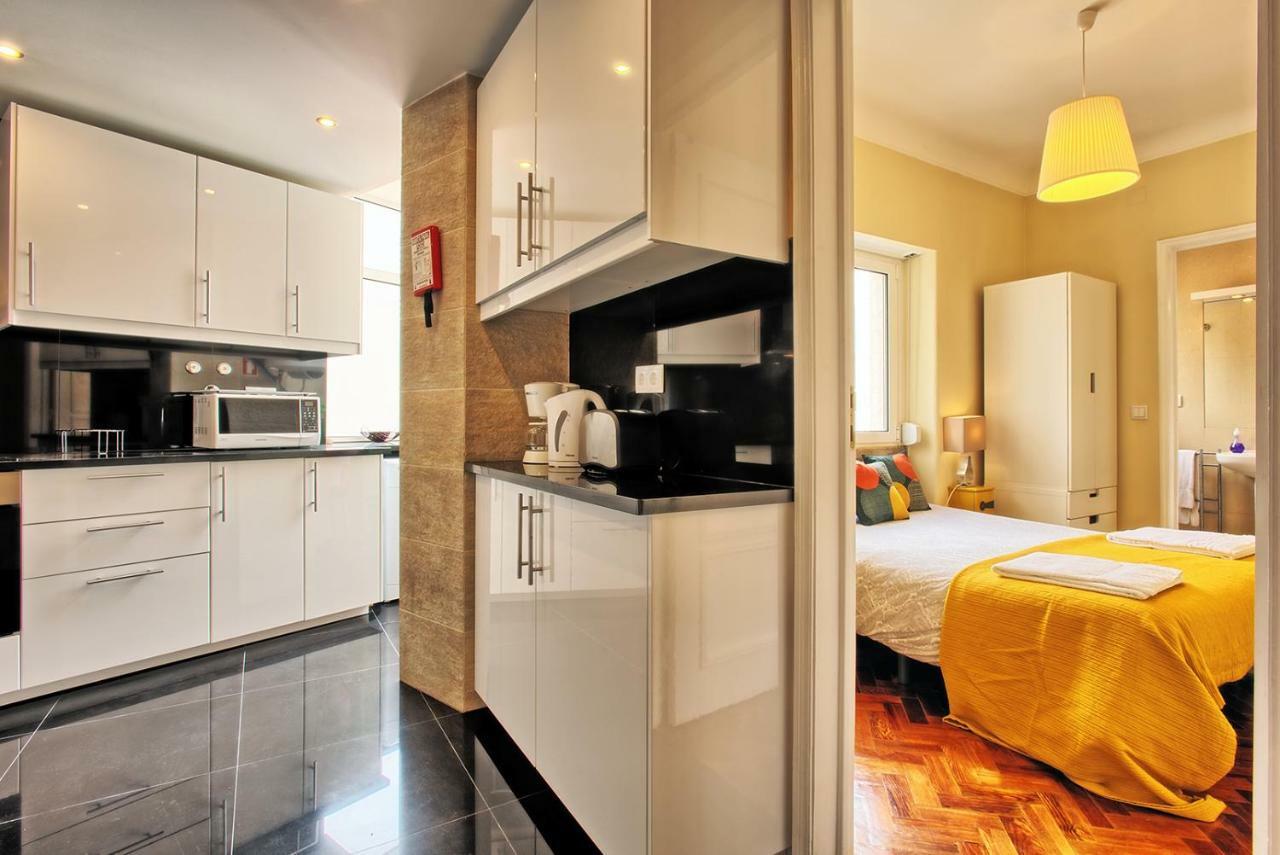 Almirante 3-Four Bedrooms Лиссабон Экстерьер фото
